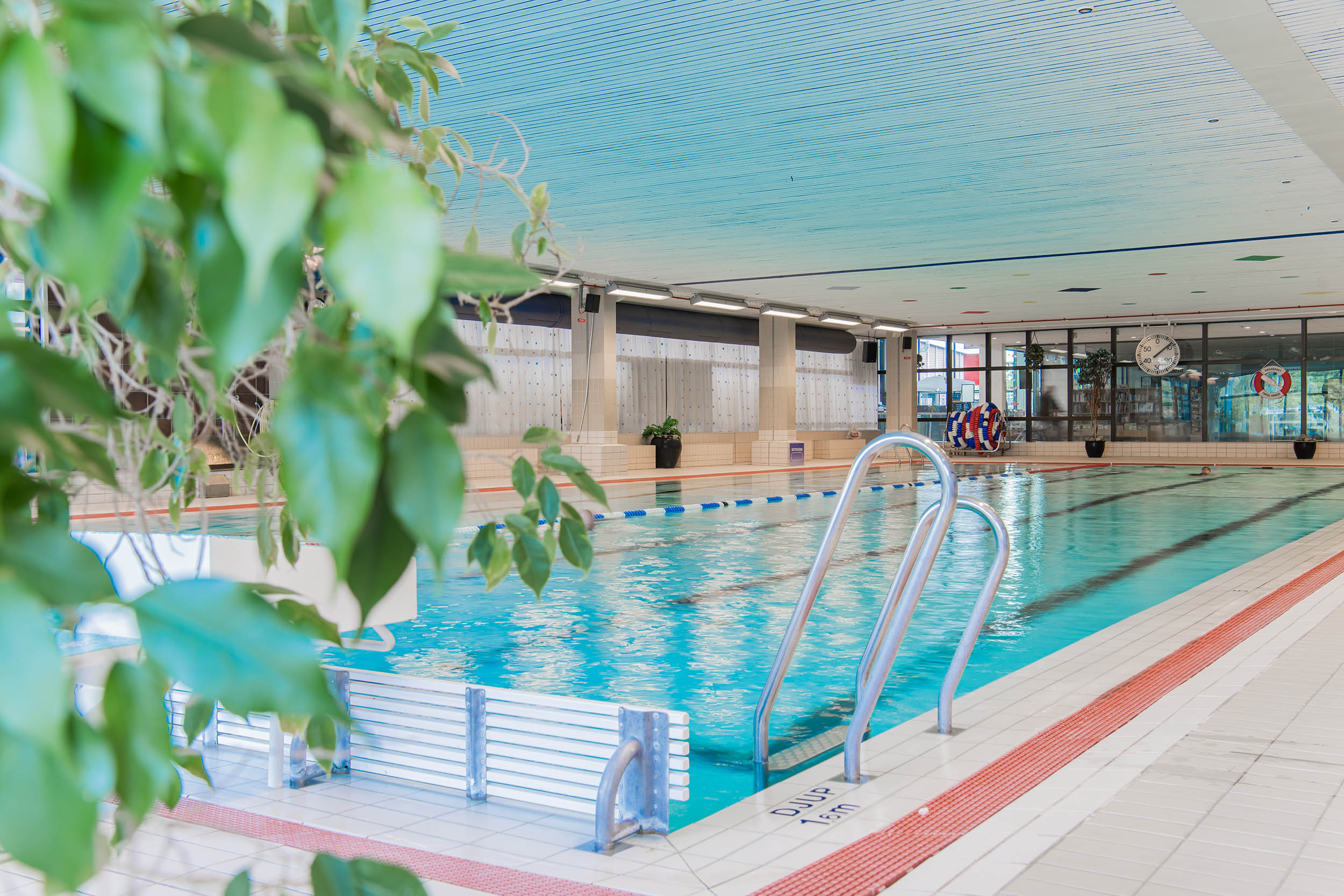Stor och luftig simhall