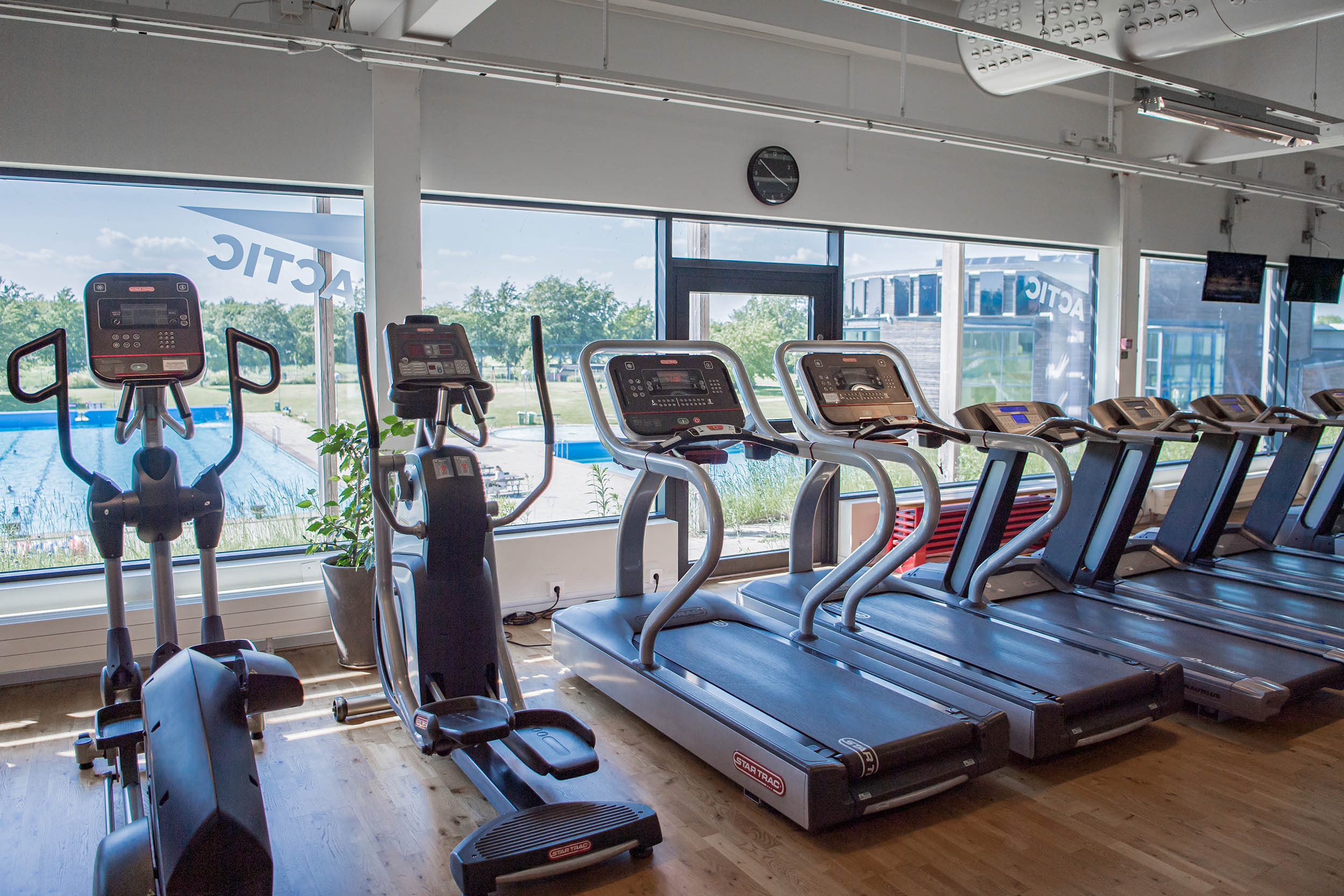 Träna och simma på Actic Eslöv