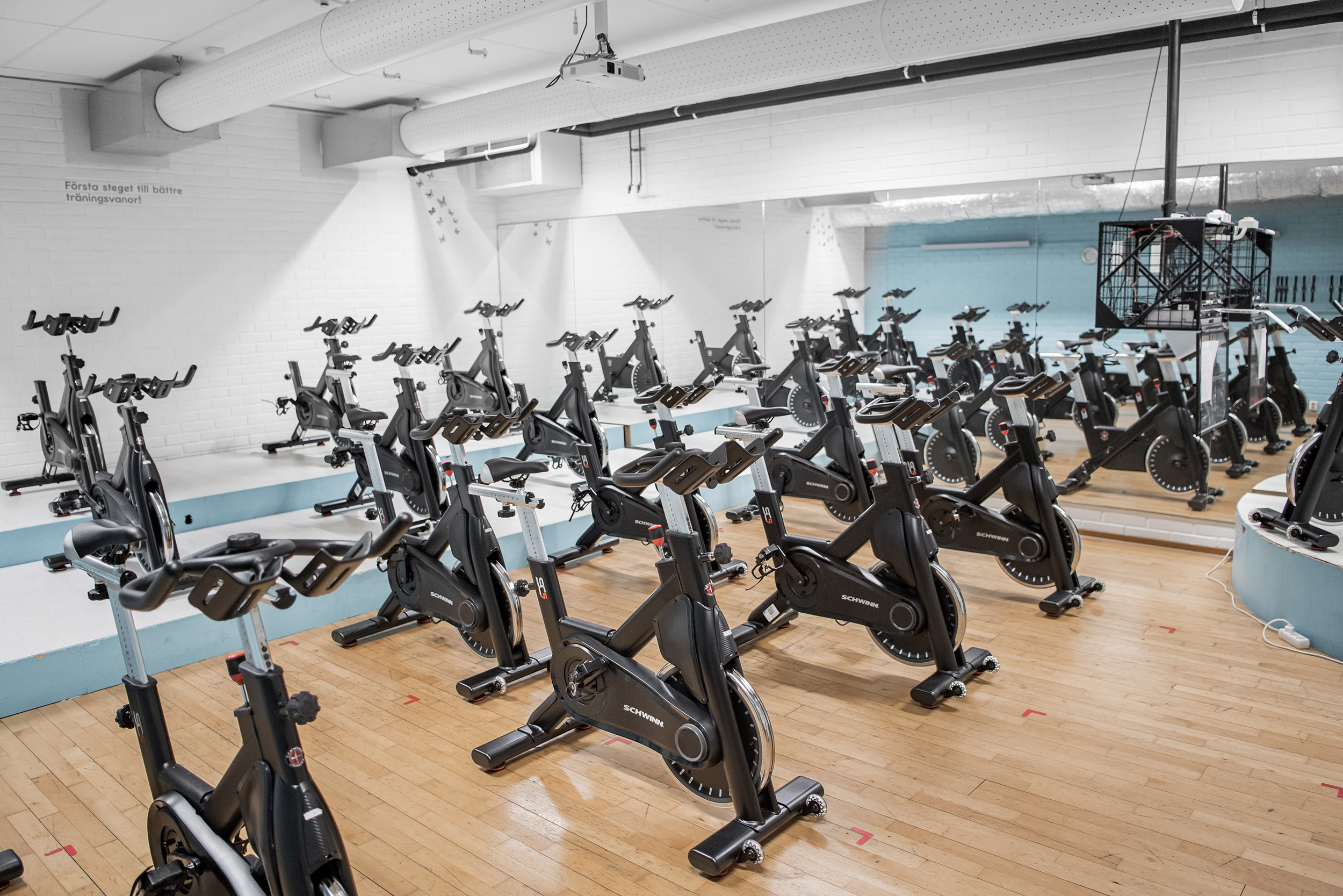 Träna och simma på Actic Eslöv